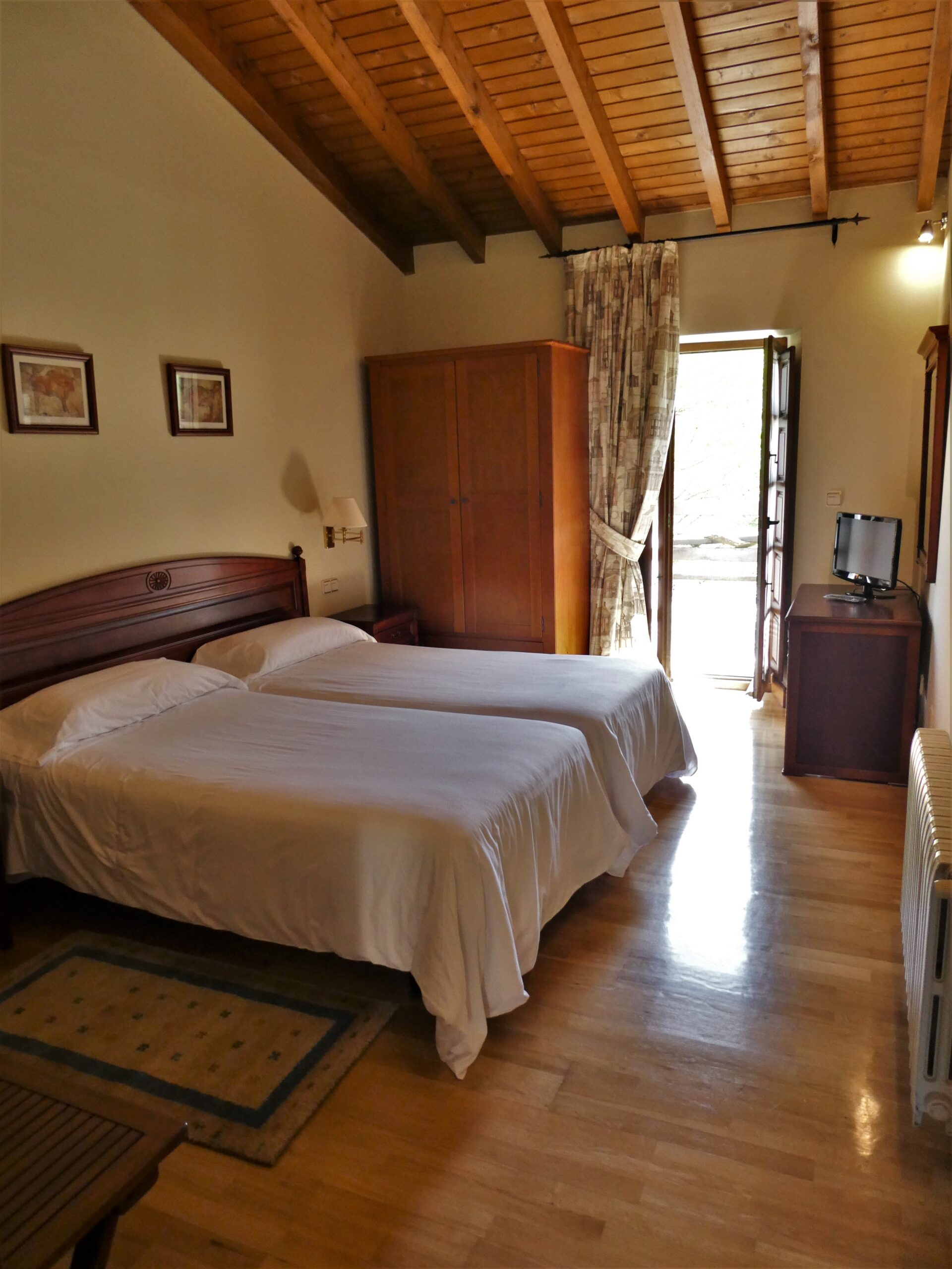 habitación doble con terraza