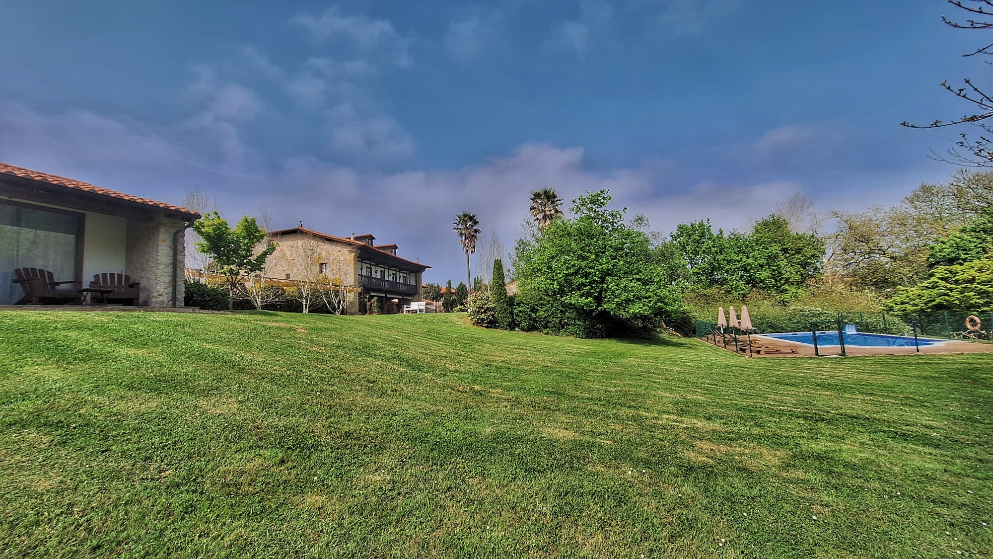 14,000m2 jardines
